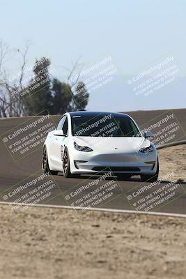 media/Nov-08-2025-Speed Ventures (Sat) [[1c7a6332f5]]/TC B/Session 2 (Turn 2)/